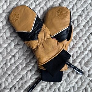 ROXY Torah Bright Summit Hydrosmart Leather Snowboard Mittens